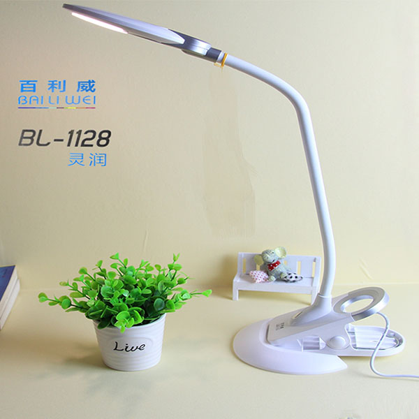 百利威 bl-1028灵润 多功能夹式led护眼台灯 用途广泛